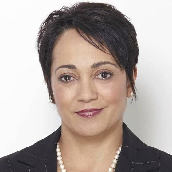Dr Shirley Zinn